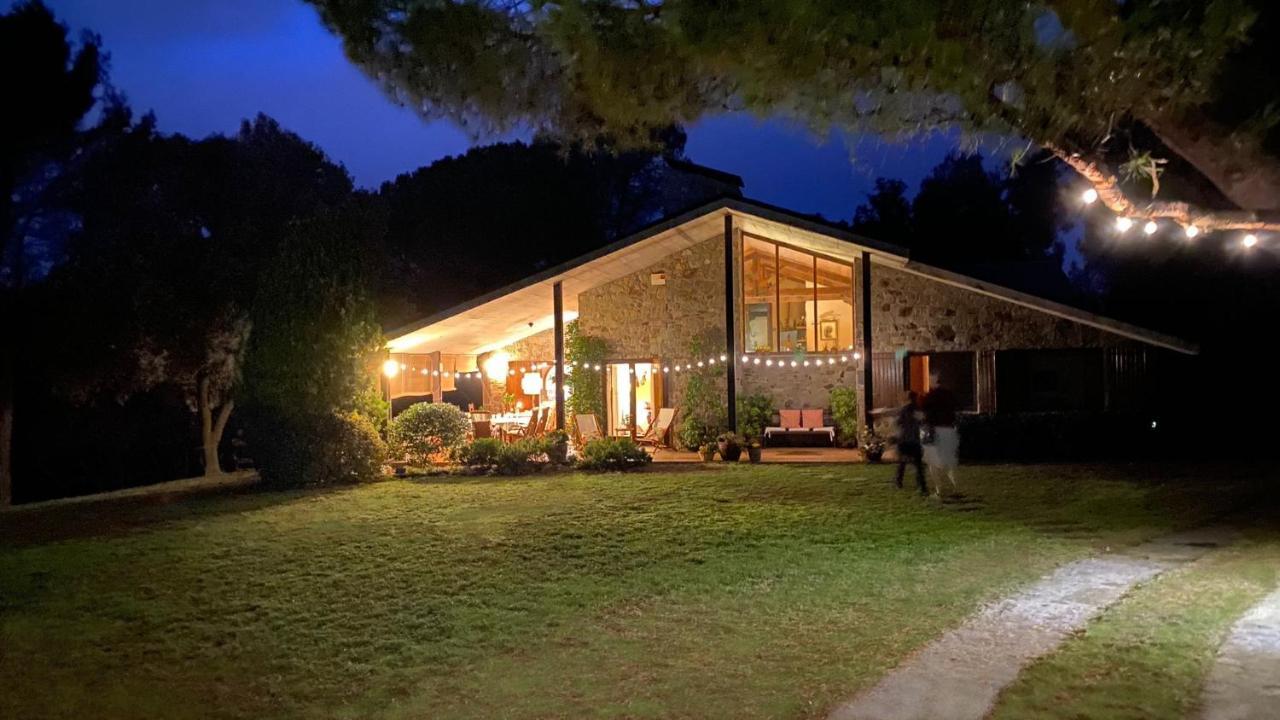 Les Margarides Villa เซวา ภายนอก รูปภาพ