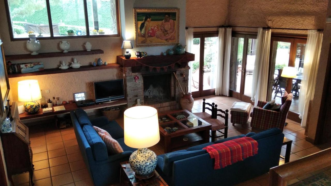 Les Margarides Villa เซวา ภายนอก รูปภาพ