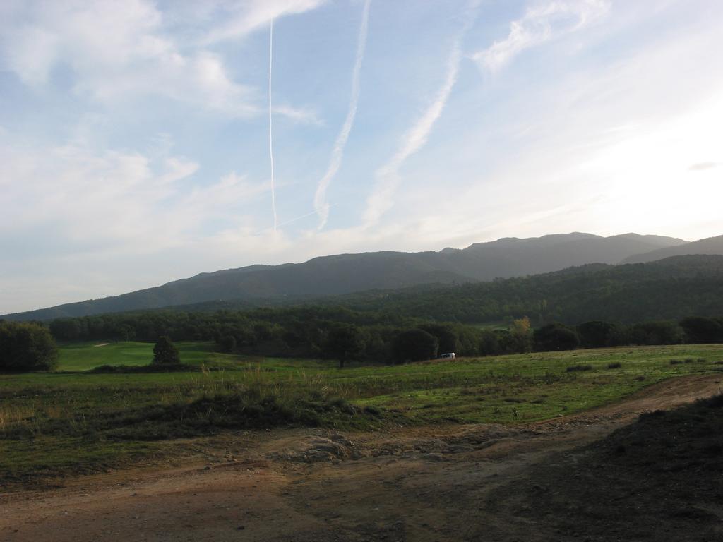 Les Margarides Villa เซวา ภายนอก รูปภาพ