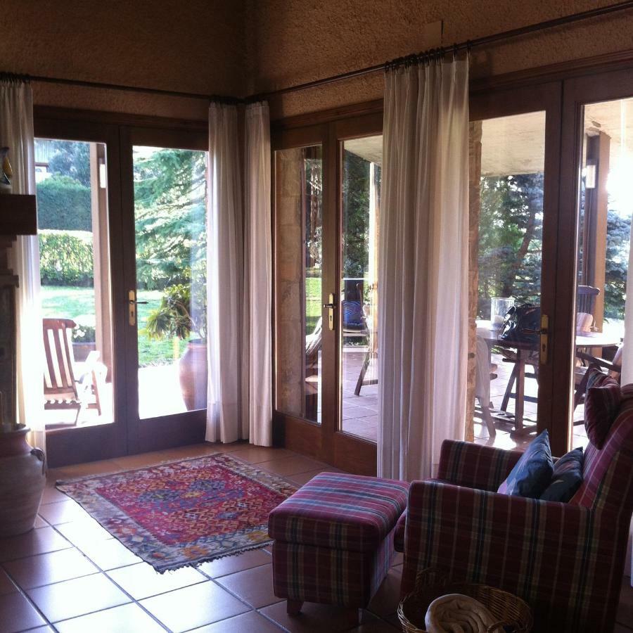 Les Margarides Villa เซวา ภายนอก รูปภาพ
